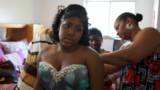 <i>Midnight In Paris</i> finds a final hurrah for teenage life in one town’s prom preparations